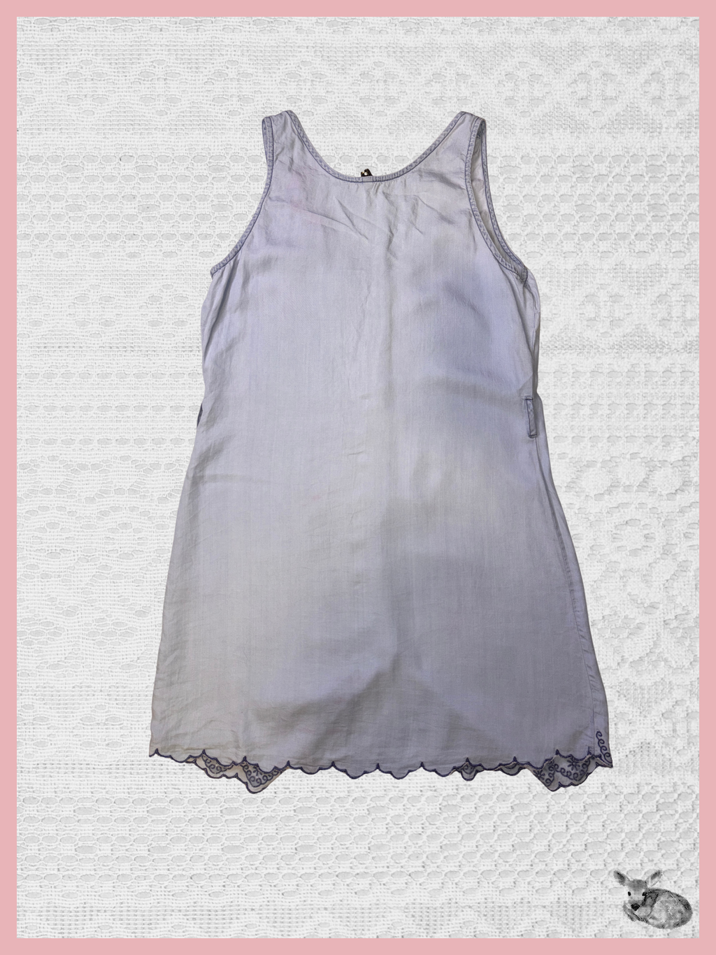 blue hour dress — vestido denim con bordado