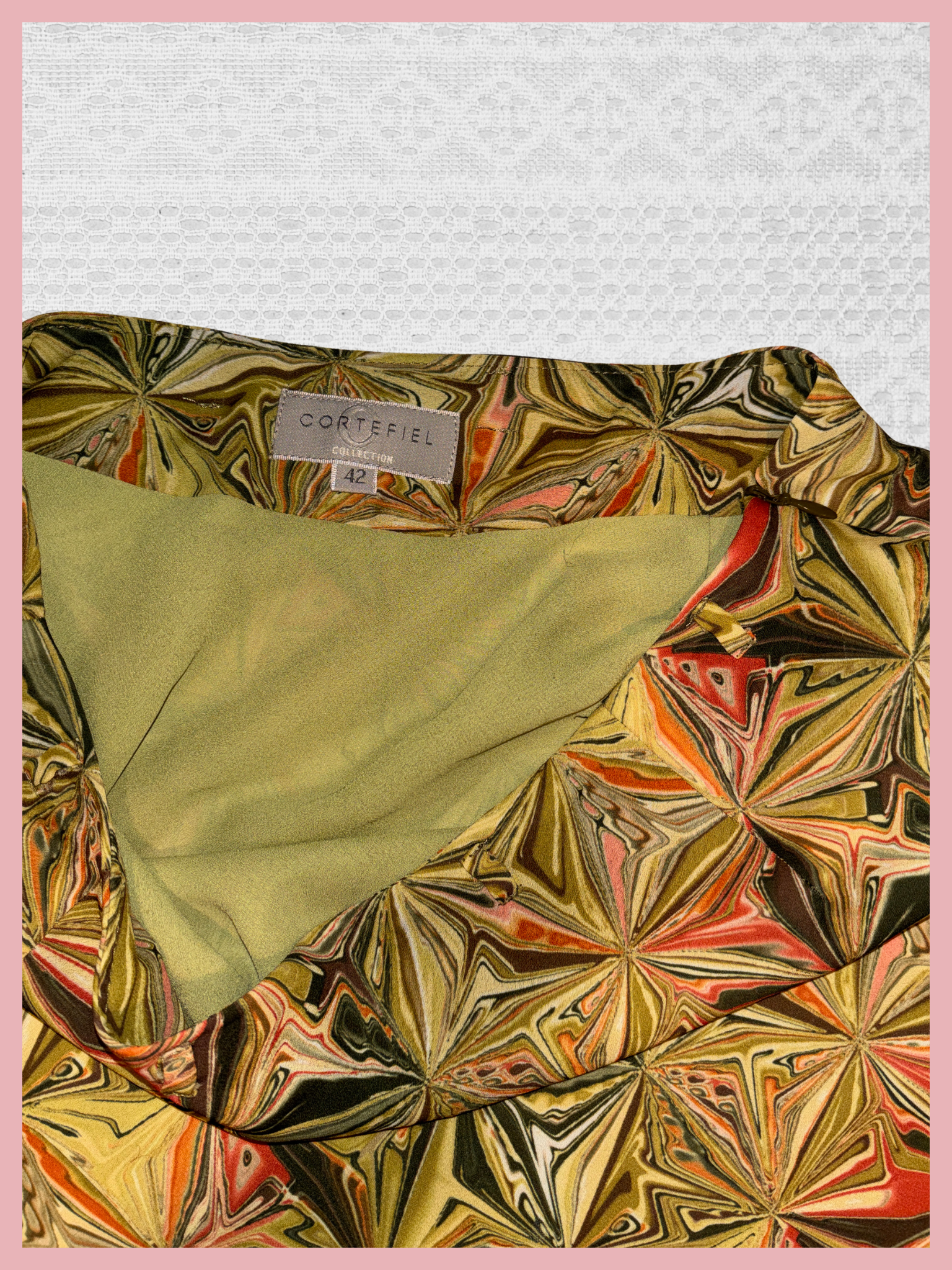 kaleidoscope — falda midi asimétrica