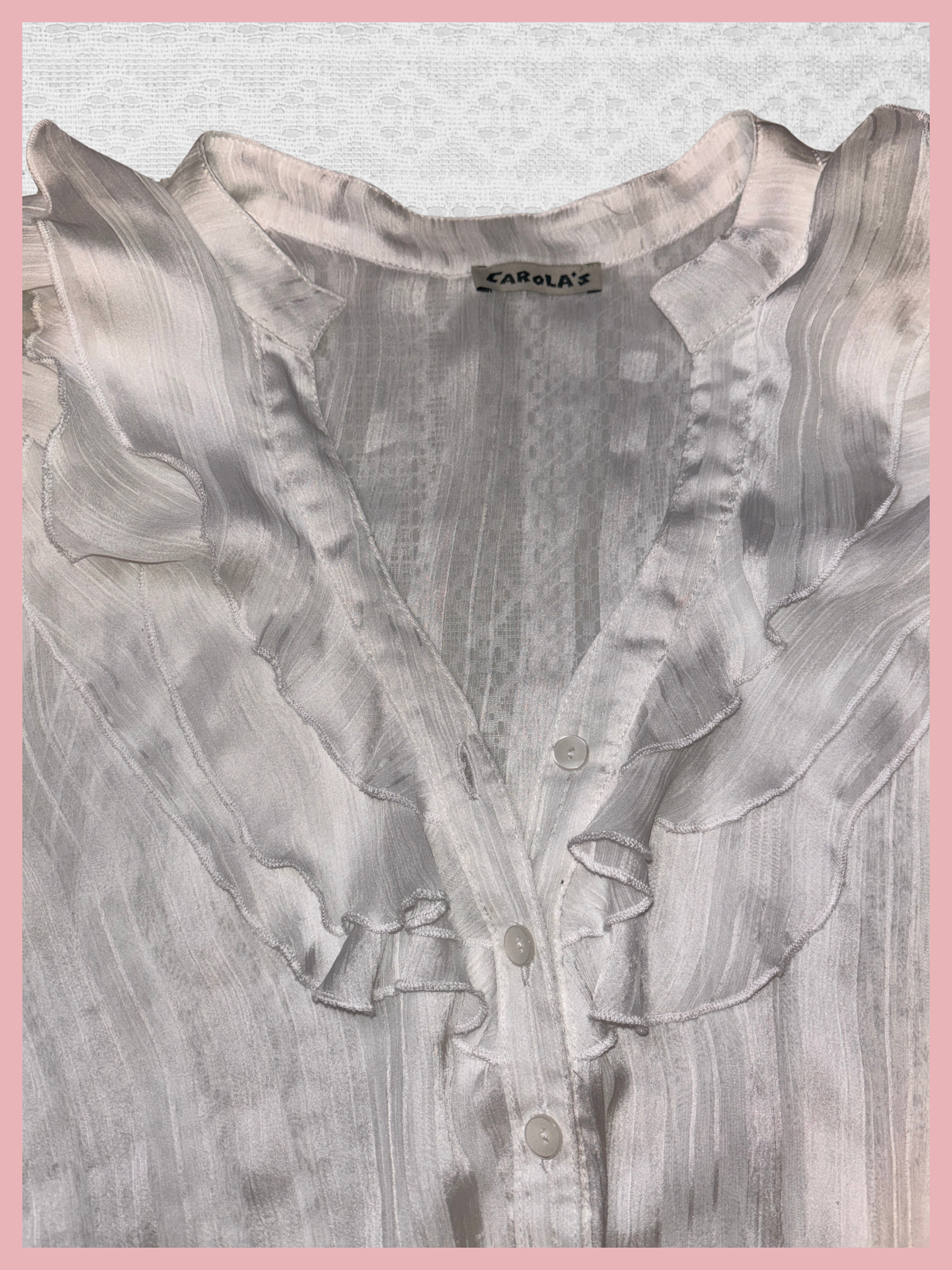 first frost — blusa vintage con volantes