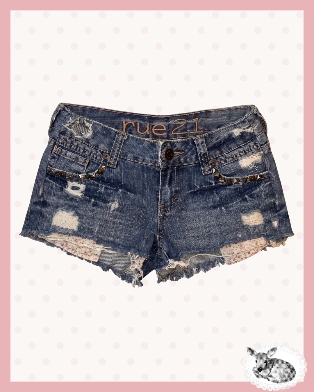 rebel summer — shorts denim con tachas